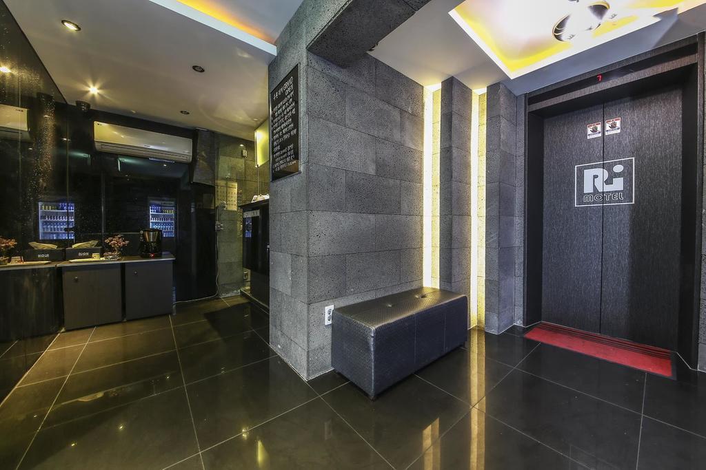 Richi Hotel Suwon Dış mekan fotoğraf