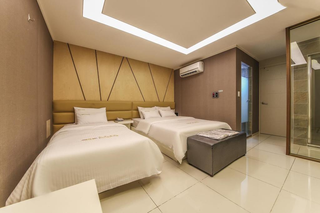 Richi Hotel Suwon Dış mekan fotoğraf