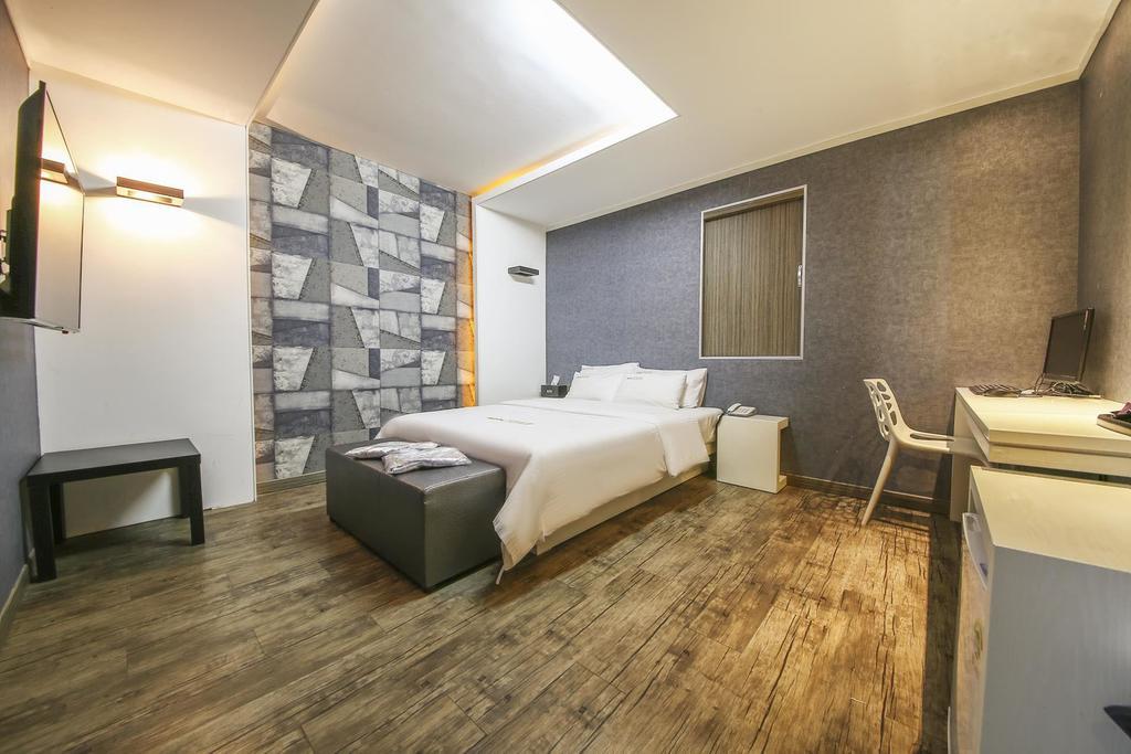 Richi Hotel Suwon Dış mekan fotoğraf